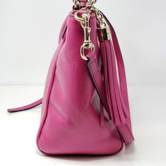 Auth GUCCI Soho Fuchsia Calfskin Crossbody Bag - Picture 2 of 16